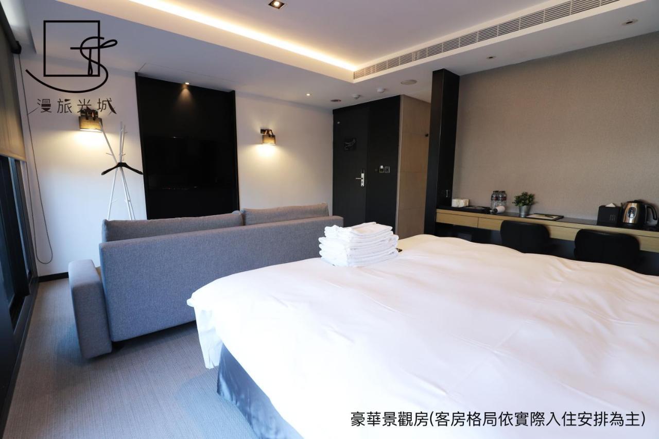 Slow Town Hotel-Glowing Taichung Extérieur photo