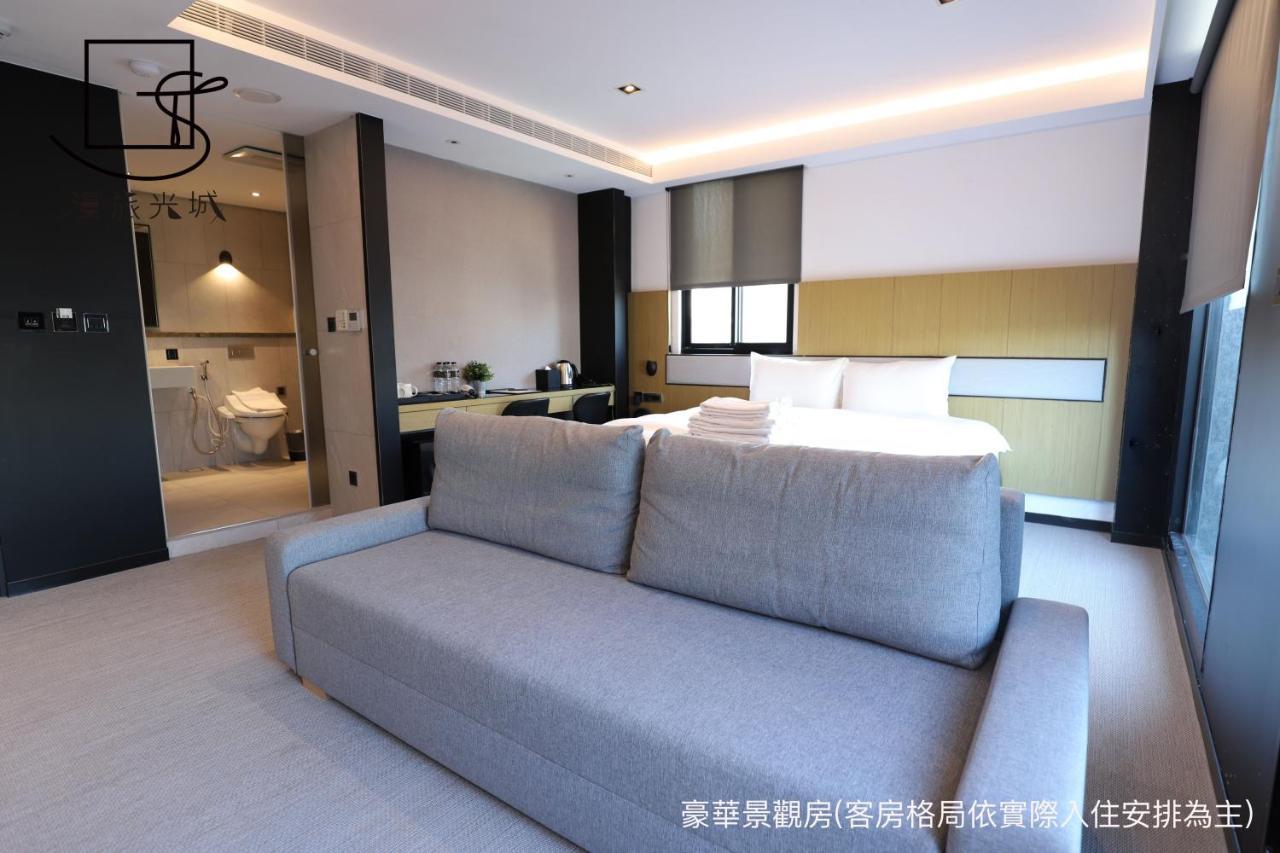 Slow Town Hotel-Glowing Taichung Extérieur photo